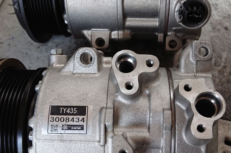 コンプレッサー交換